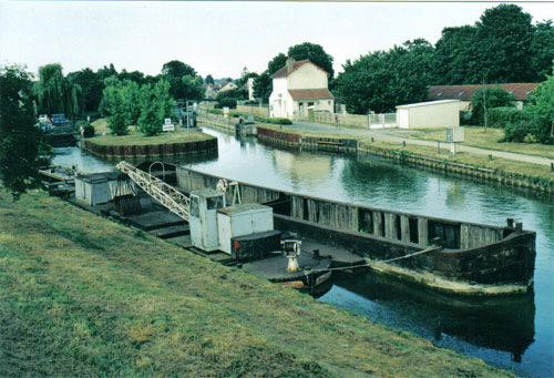 L'écluse de Villenoy